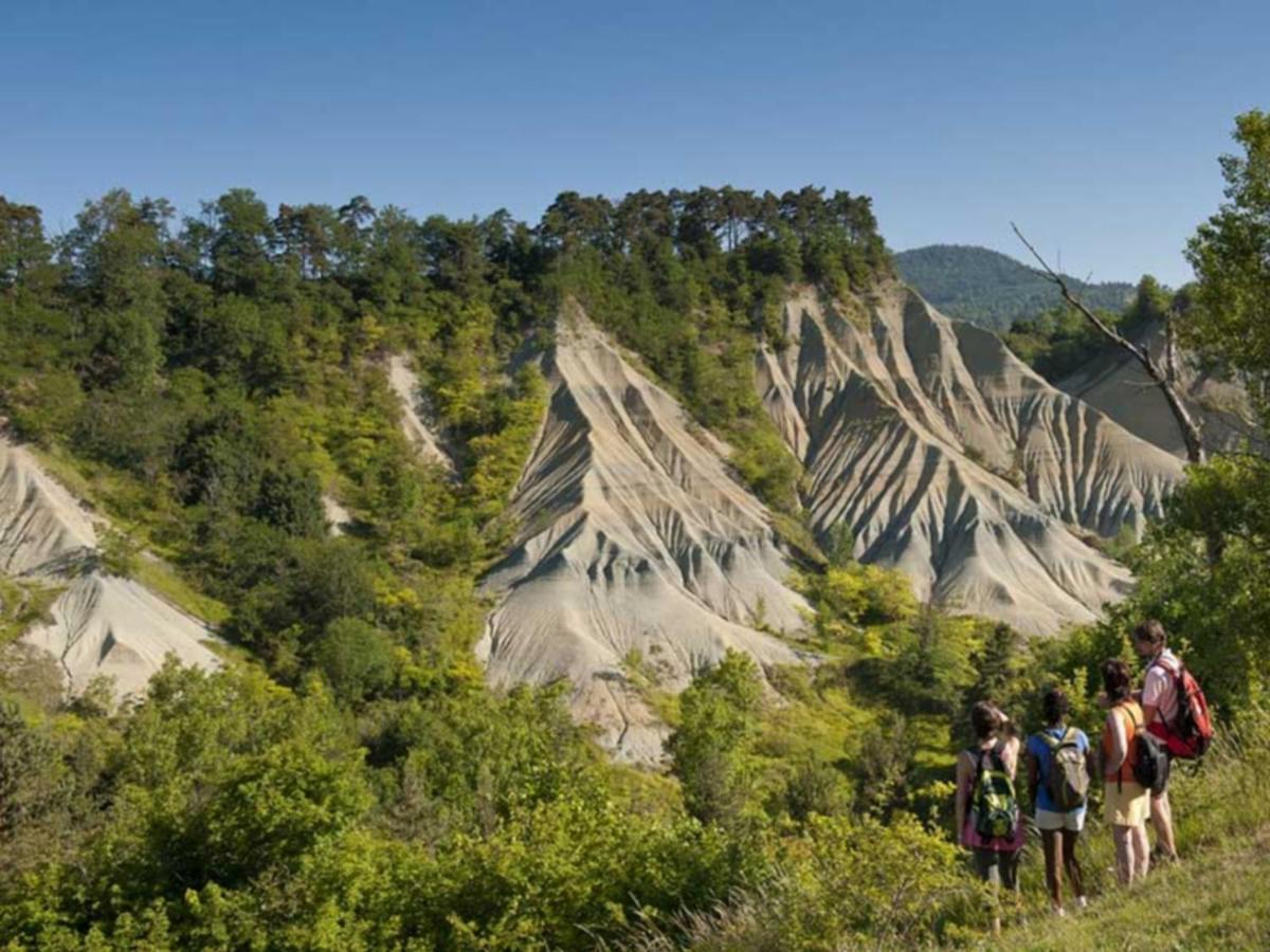 Les Gites Du Val Valprivas 外观 照片